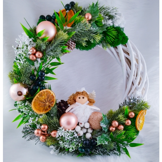 Wieniec bonarodzeniowy na drzwi z Aniołkiem